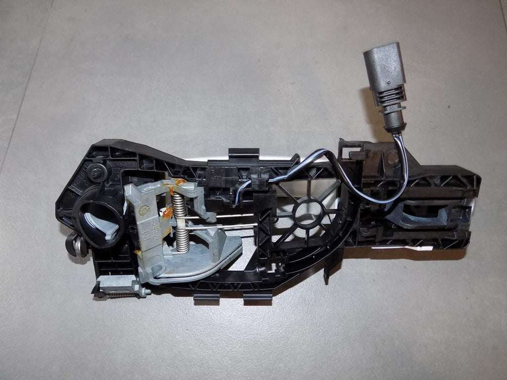VW PASSAT CC HANDLE RIGHT FRONT