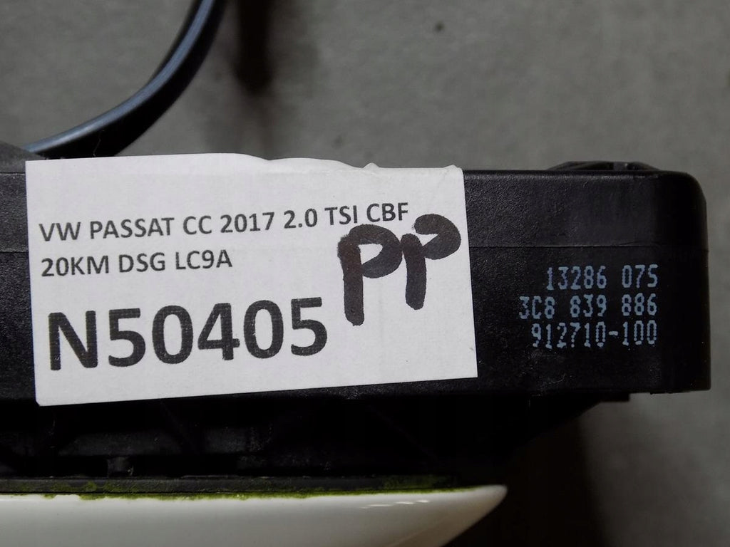 VW PASSAT CC HANDLE RIGHT FRONT