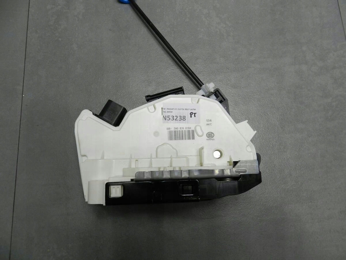 VW PASSAT CC LOCK RIGHT REAR 5N0839016H