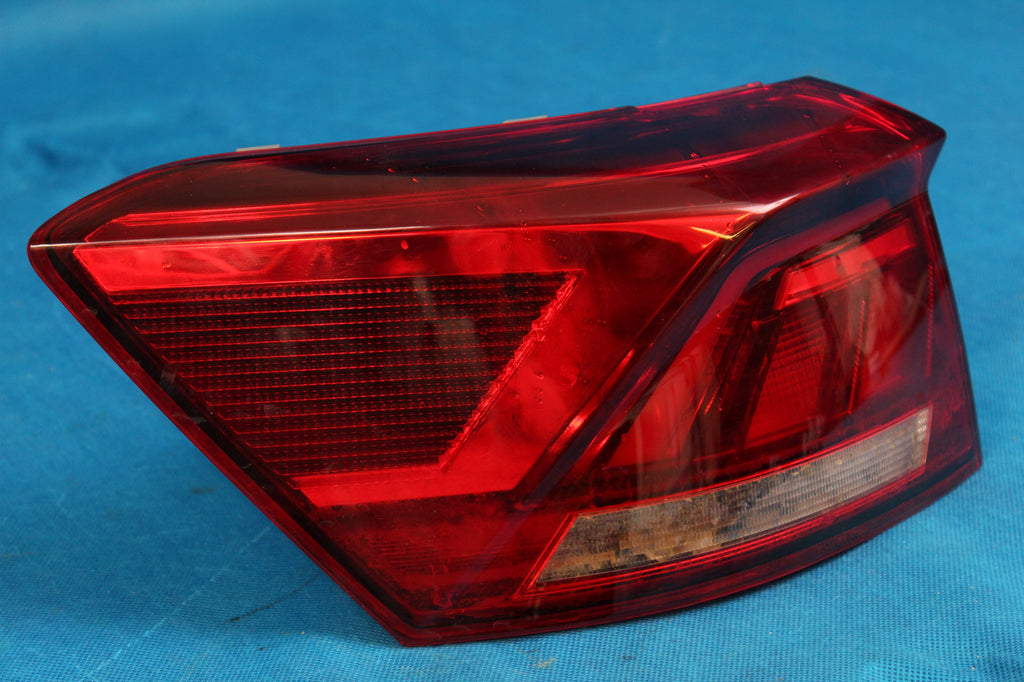 VW T-ROC CONVERTIBLE LAMP REAR LEFT AFTER FLOODING 2GC945095E 2021R