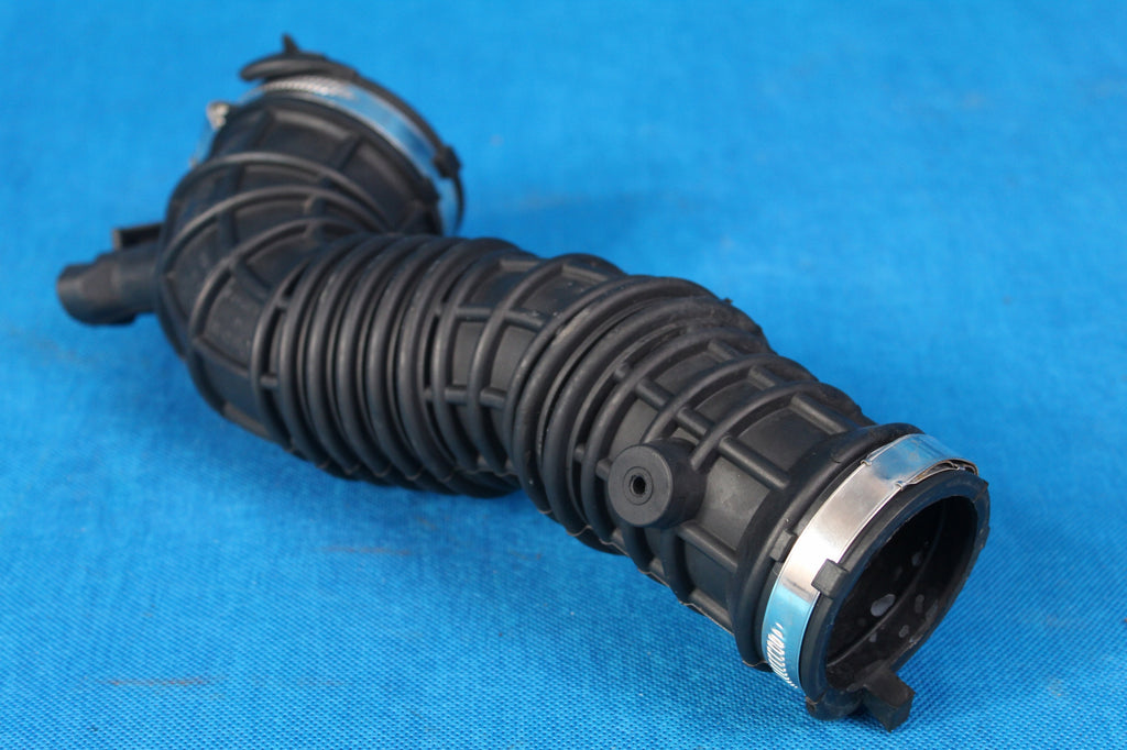 VW T6 SUCTION HOSE INTAKE PIPE 2.0 TDI 7E0129615N 2019R