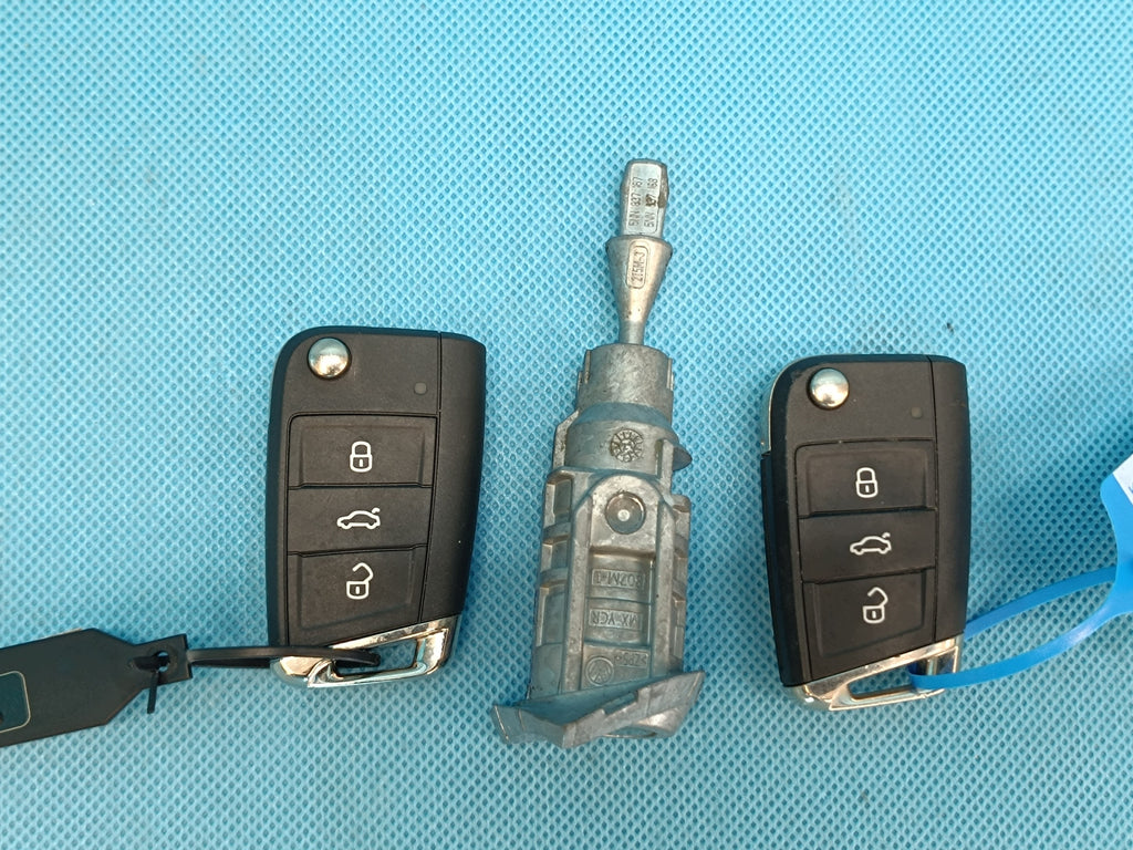 VW TIGUAN 2 II 2.0 TFSI 2022 R KEYS LOCK INSERT 5G6959752DS 5NN837167