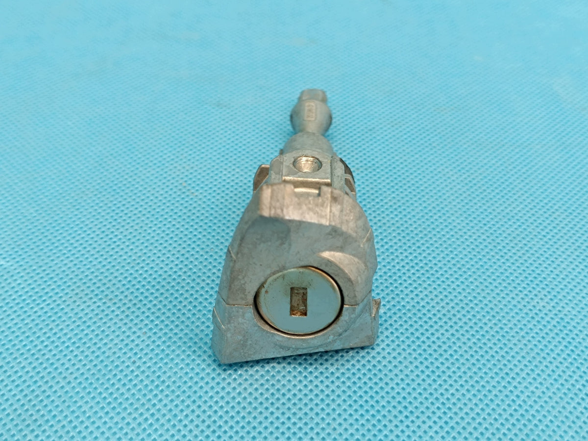 VW TIGUAN 2 II 2.0 TFSI 2022 R KEYS LOCK INSERT 5G6959752DS 5NN837167