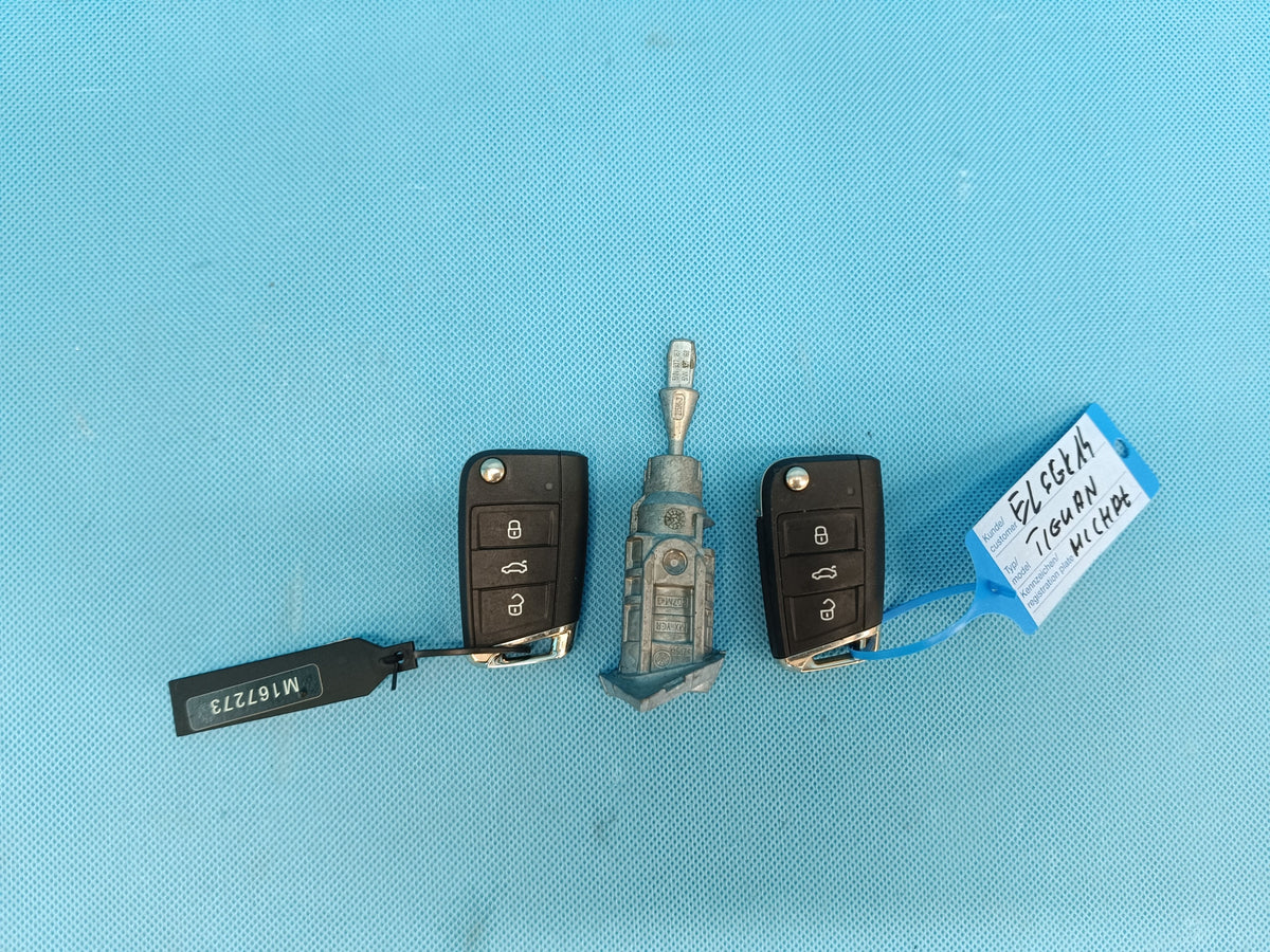 VW TIGUAN 2 II 2.0 TFSI 2022 R KEYS LOCK INSERT 5G6959752DS 5NN837167