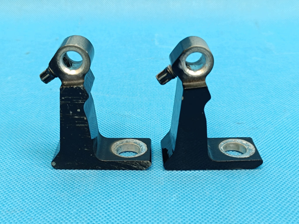 VW TIGUAN 2 II LIFT 2.0 TFSI 137KW 2024 R DOOR HINGES LEFT REAR 8V5833403C