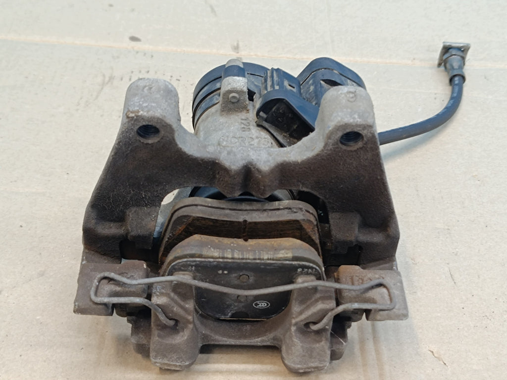 VW TIGUAN 2 II LIFT 2024 R BRAKE CALIPER 300x12mm RIGHT REAR 3Q0615424E
