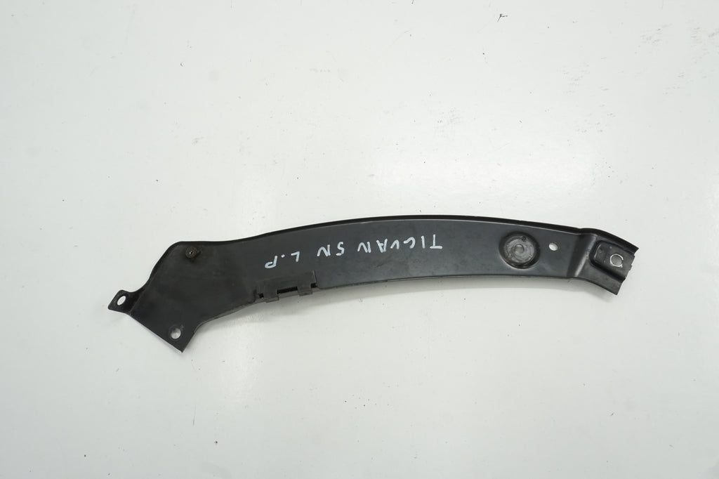 VW TIGUAN 5N BRACKET BELT MOUNT LEFT FRONT 5N0806929A