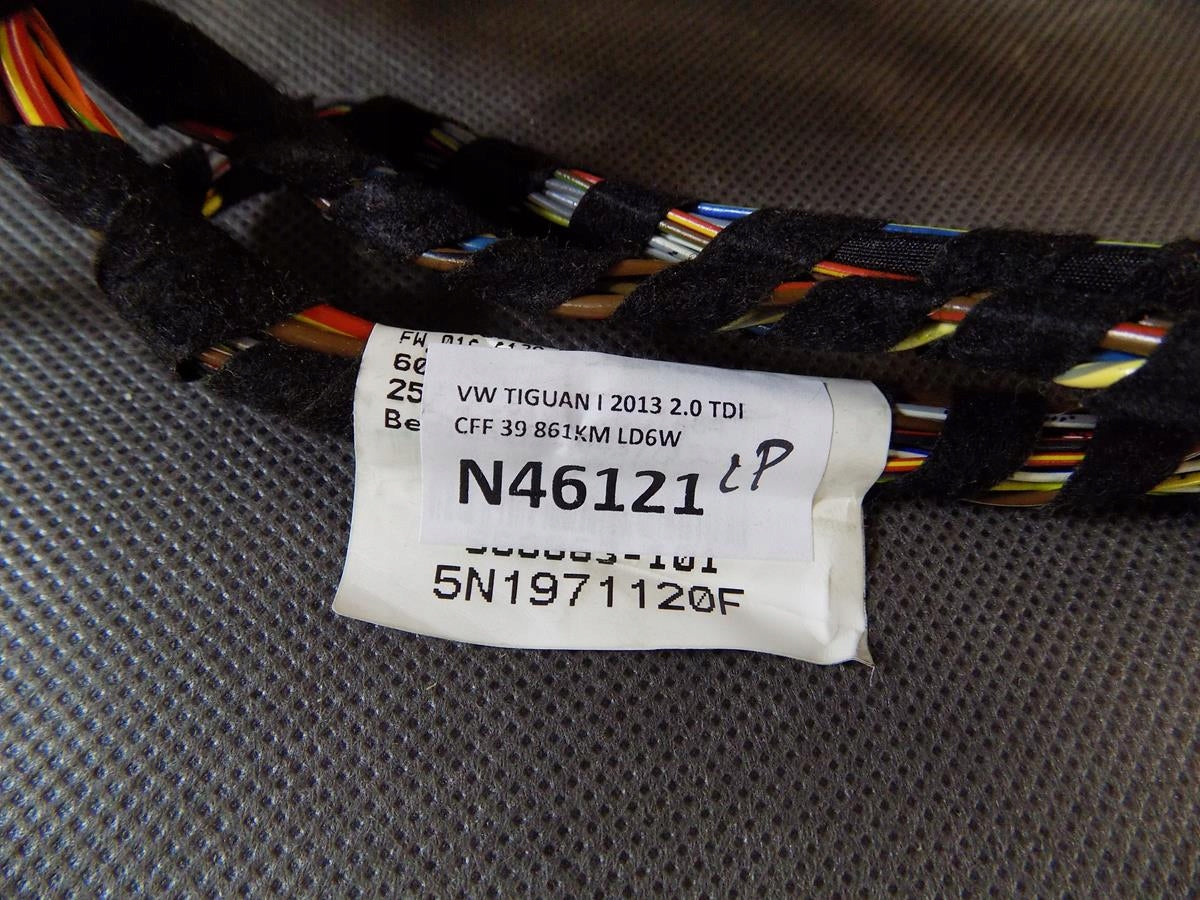 VW TIGUAN AND DOOR HARNESS LEFT FRONT 5N1971120F