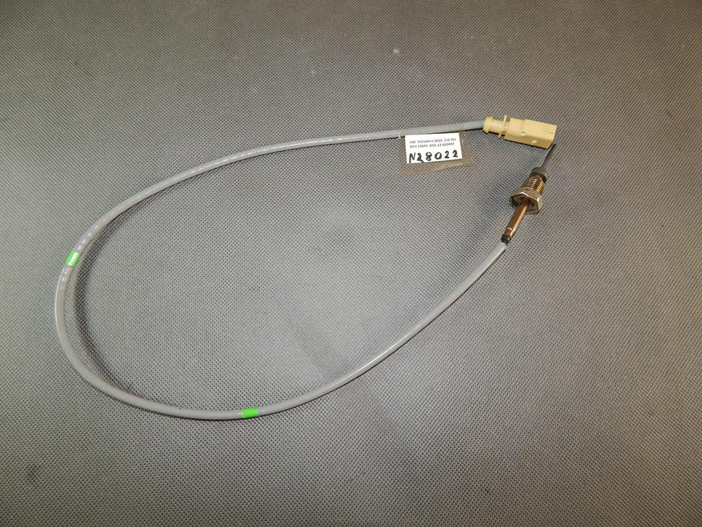 VW TIGUAN II EXHAUST GAS SENSOR 04L906088EM