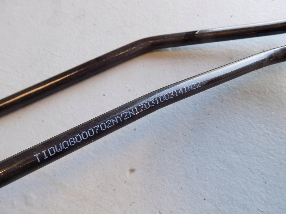 VW TOUAREG 7P BRAKE LINES