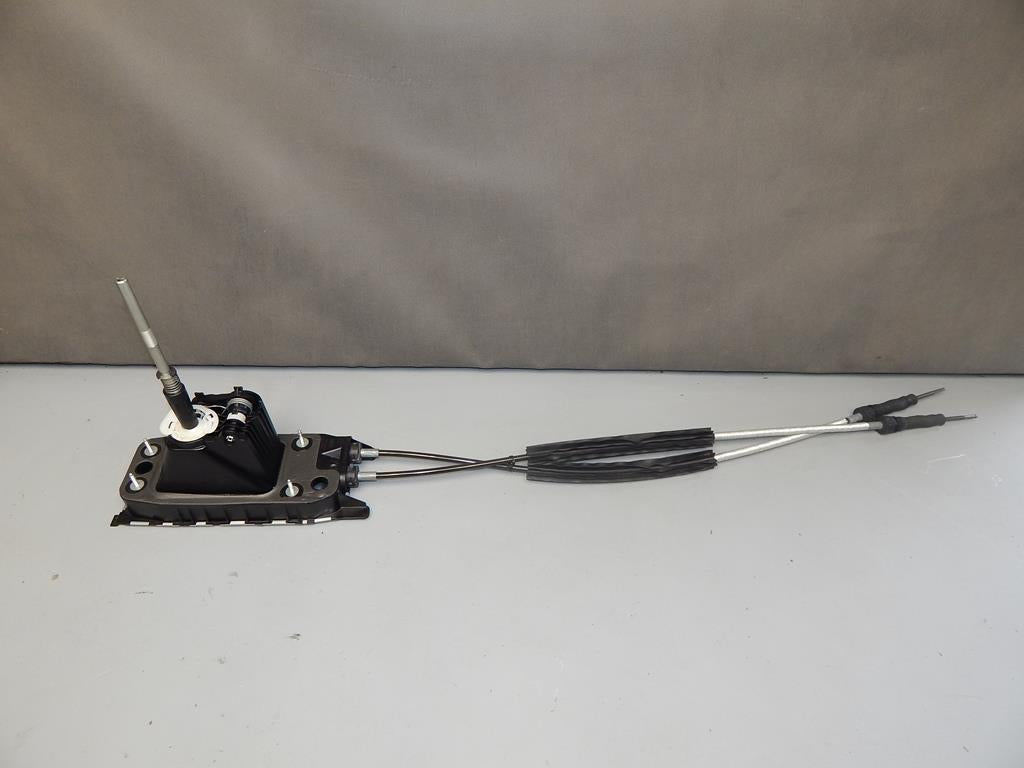 VW TOURAN 5T GEAR SELECTOR 3Q0711061