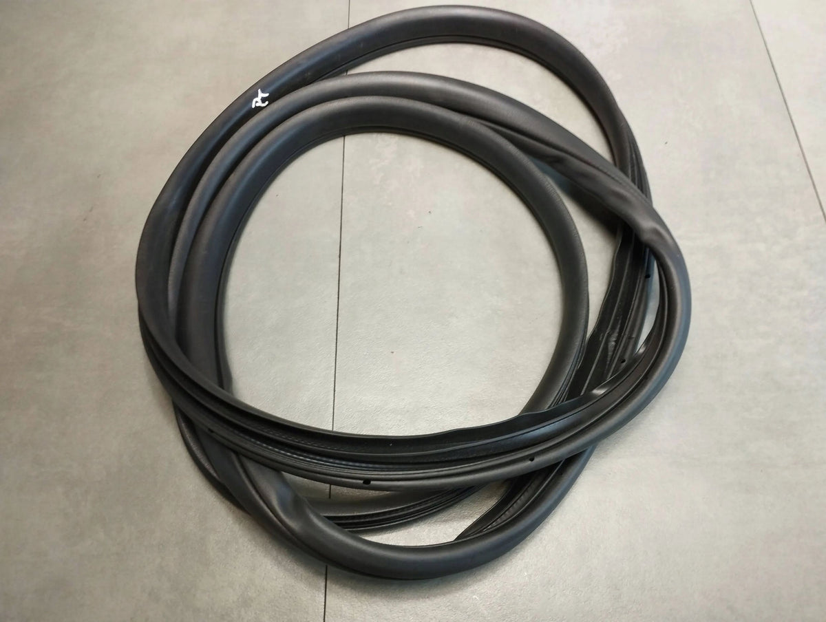 Volkswagen Amarok II 2023 DOOR SEAL RIGHT REAR 2HJ839912B