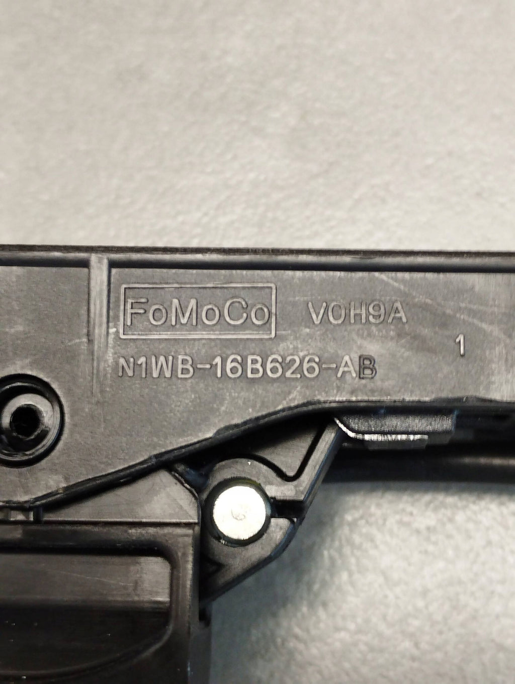 Volkswagen Amarok II HANDLE MASK CABLE N1WB16B626AB