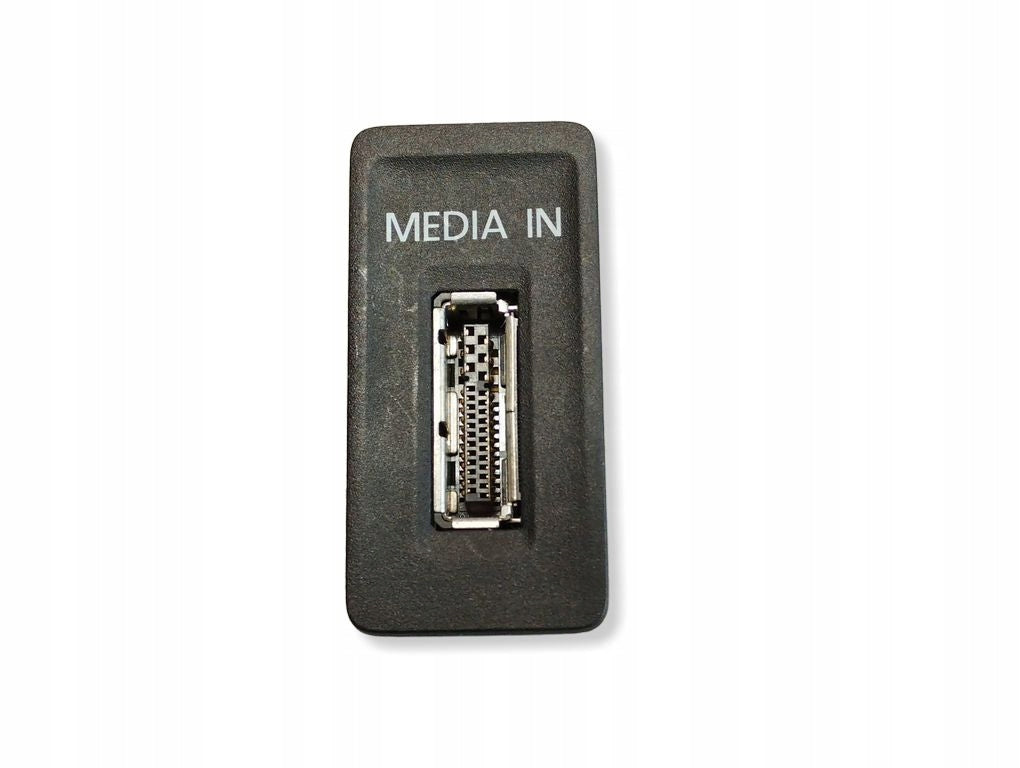 Volkswagen Golf VII Cube ISO radio 5G0035222A