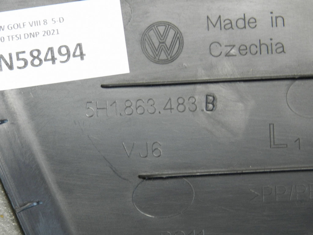 Volkswagen Golf VIII post cover left 5H1863483B N58494