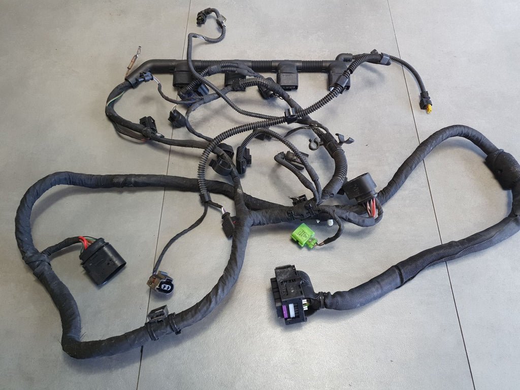 Volkswagen PASSAT CC 1.8 tsi engine beam 06J971824B