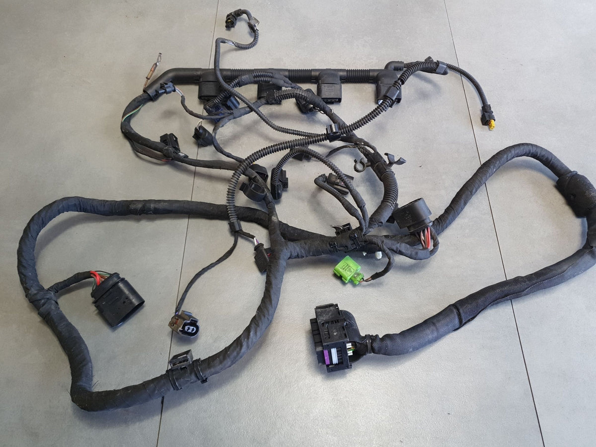 Volkswagen PASSAT CC 1.8 tsi engine beam 06J971824B