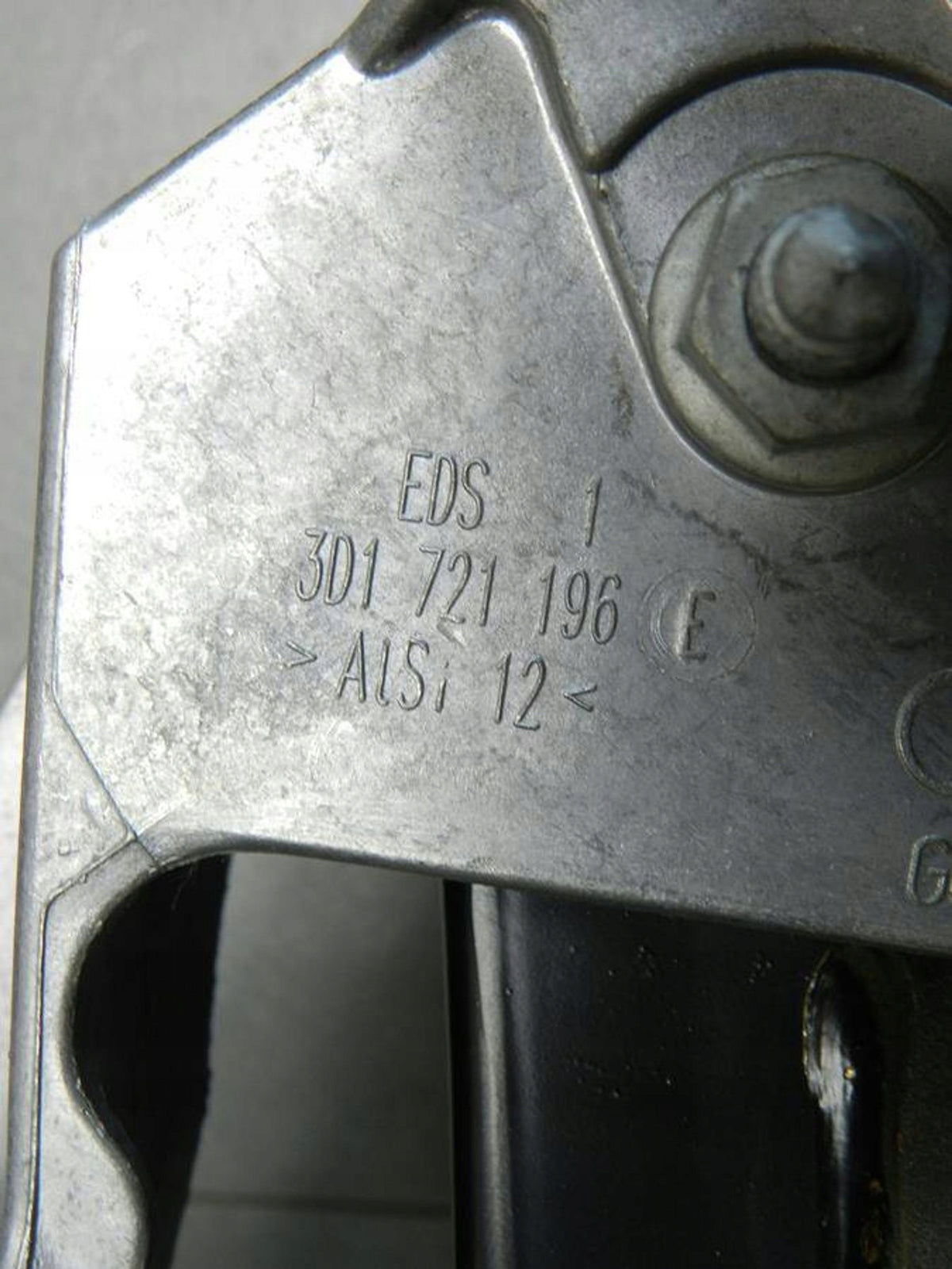Volkswagen Phaeton Brake Pedal 3D1721196E