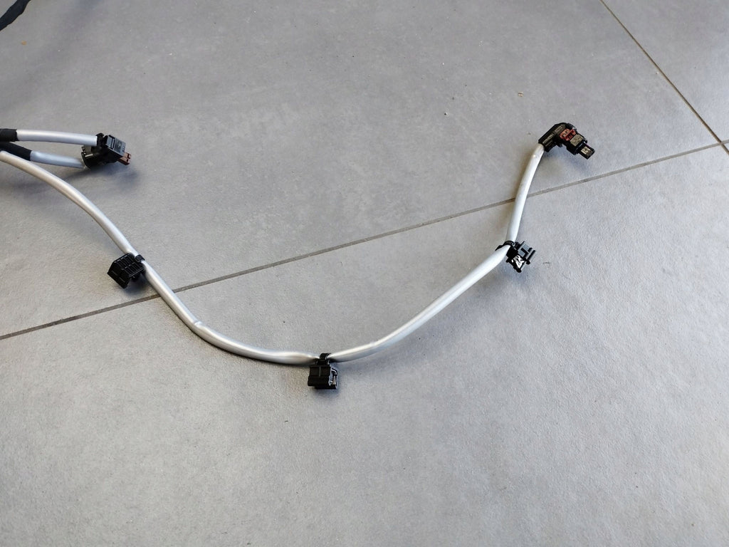 Volkswagen Touran III 2025 1.5 TSI ENGINE HARNESS 05E971610Q