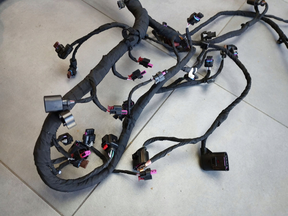 Volkswagen Touran III 2025 1.5 TSI ENGINE HARNESS 05E971610Q