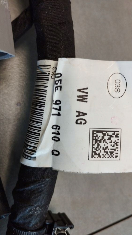 Volkswagen Touran III 2025 1.5 TSI ENGINE HARNESS 05E971610Q