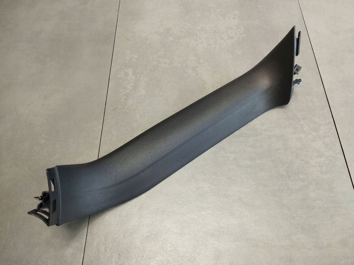 Volkswagen Touran III 2025 FLAP COVER REAR 5TA867704B