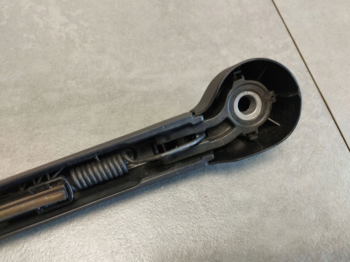 Volkswagen Touran III 2025 Rear wiper arm 5TA955704B