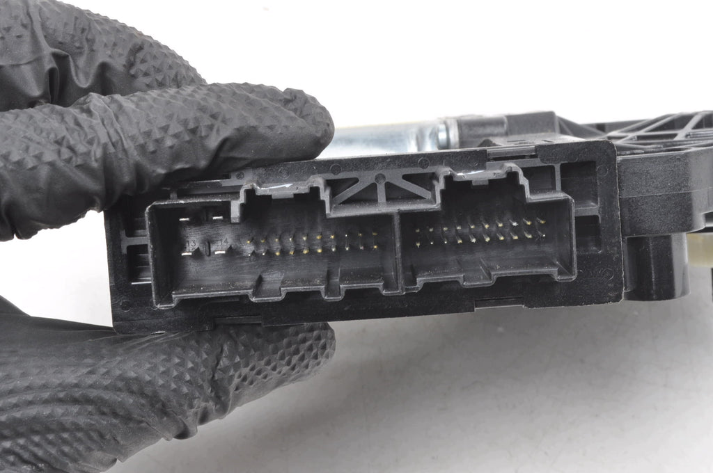 WINDOW MOTOR LEFT FRONT VOLVO S60 III V60 II 966268-103 | 31674755