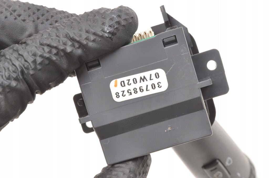 WIPER SWITCH VOLVO S60 AND XC90 XC70 30798528 LIFT