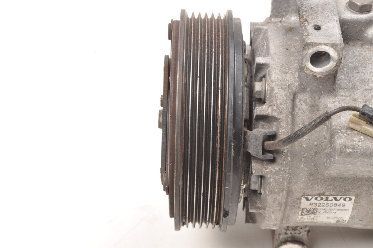 XC40 S60 II S90 II V60 II XC60 XC90 2.0 D3 AIR CONDITIONING COMPRESSOR 32260849