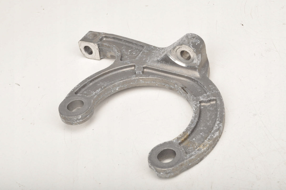 XC60 II 2.0 16V B5 Mild-Hybrid 250KM PAW BRACKET 31437626 2020/01 -