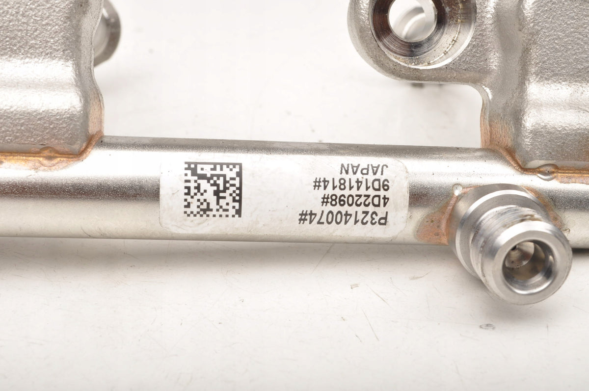 XC60 II 2.0 16V B5 Mild-Hybrid INJECTION RAIL 32140074 31478396