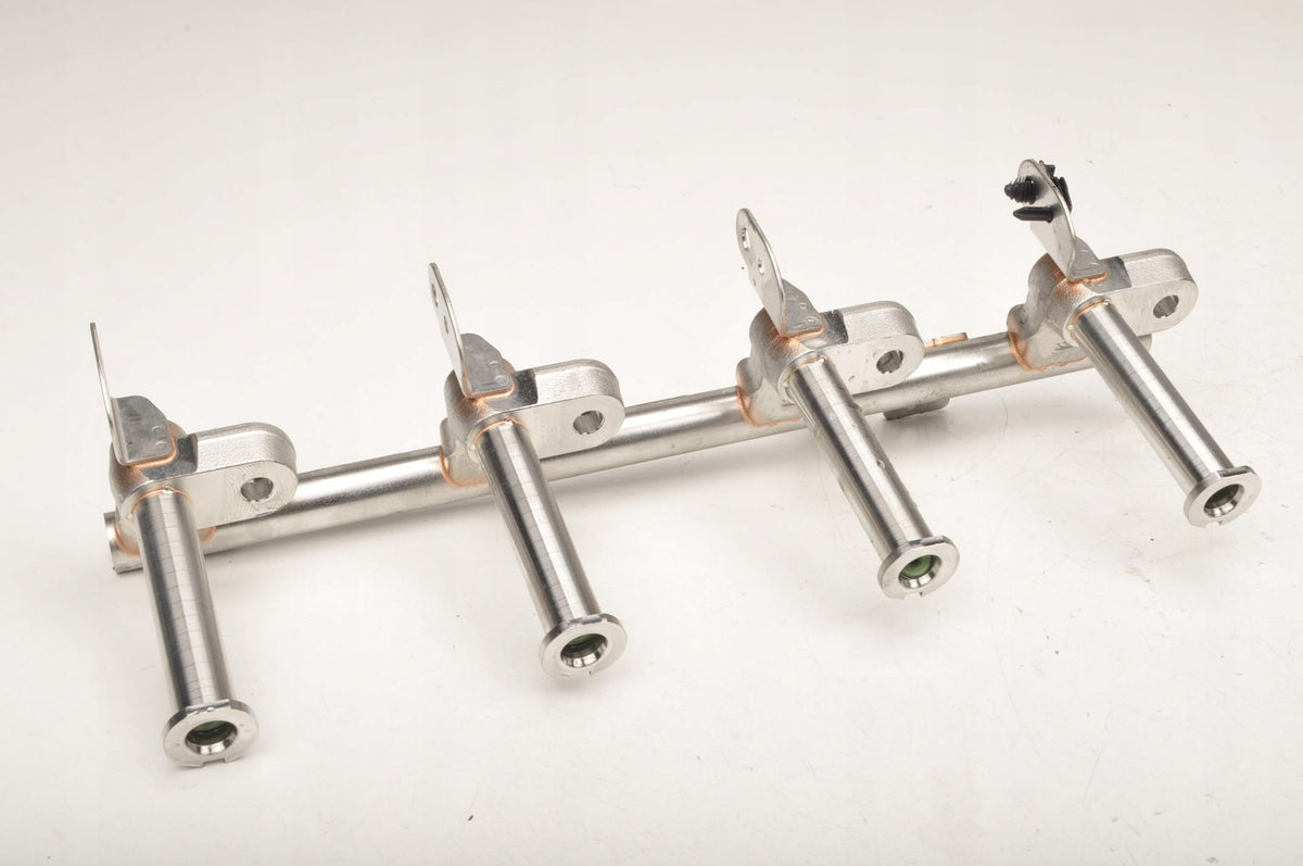 XC60 II 2.0 16V B5 Mild-Hybrid INJECTION RAIL 32140074 31478396
