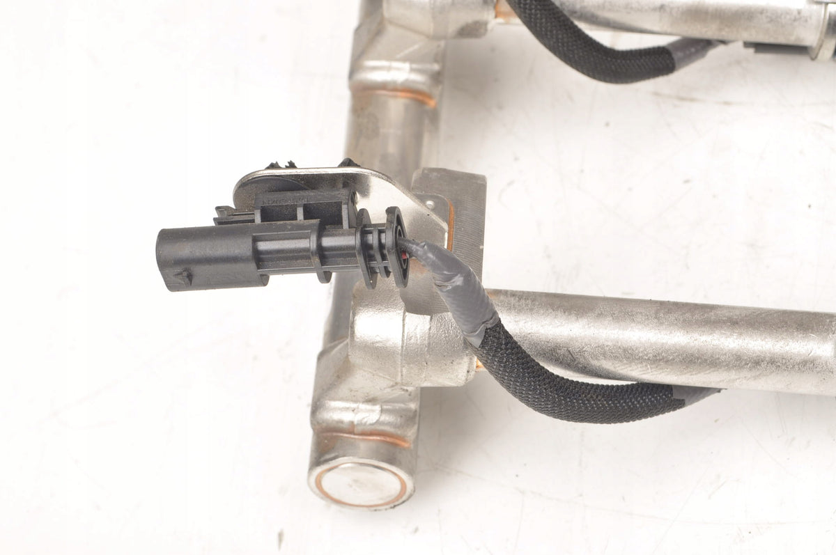XC60 II 2.0 D5 INJECTION RAIL INJECTION 31478555