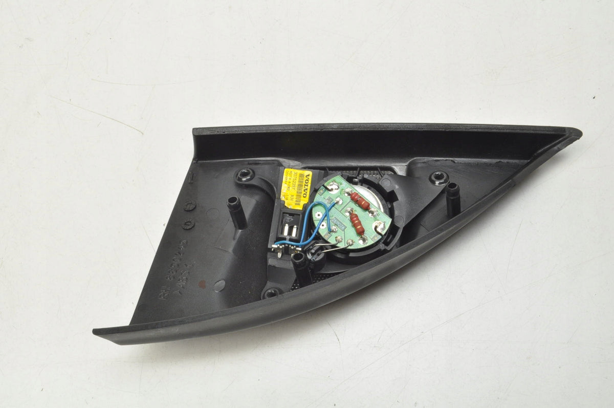 XC90 TRIANGLE SPEAKER TWEATER SPEAKER DOOR RIGHT FRONT 30752357 8650245