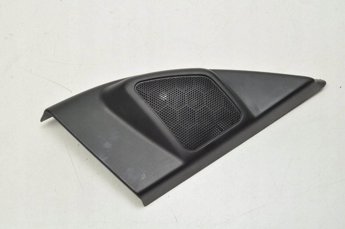 XC90 TRIANGLE SPEAKER TWEATER SPEAKER DOOR RIGHT FRONT 30752357 8650245