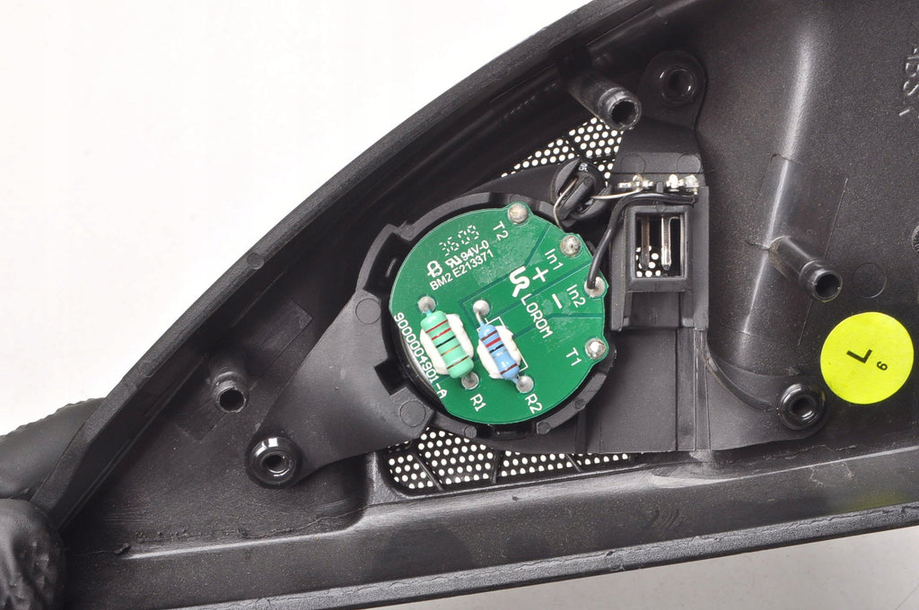 XC90 TRIANGLE SPEAKER TWEATER SPEAKER DOOR RIGHT FRONT 8650245 08676908