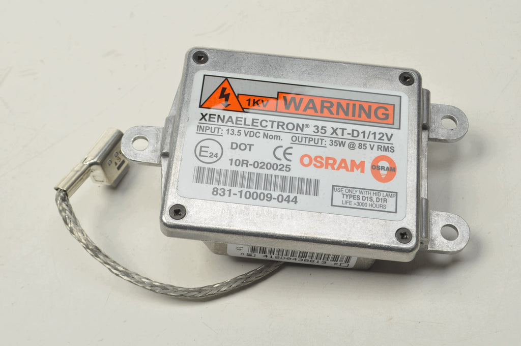 XENON Lincoln Navigator SKODA OCTAVIA II 831-10009-044
